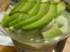 牛油果酸奶-鸣记脆皮烤鱼(铁西店)