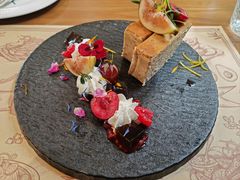 -Mark&Mars Restaurant