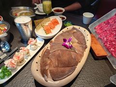 -海上明月海鲜火锅 鲜切牛肉