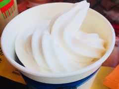 冰淇淋熔岩黑巧克力蛋糕-汉堡王(大连柏威年餐厅店)