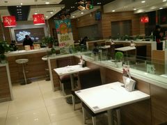 大堂-嘉和一品粥(首经贸店)