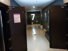 -至潮影城(庆春路锦和大厦店)