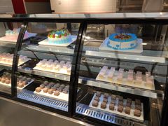 面包甜点陈列柜-火锅岛潮牌自助餐厅(天津天佑城店)