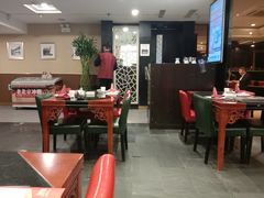 大堂-皇城根·鲁菜济南菜·吊炉烤鸭·炒鸡鱼头(济南旗舰店)