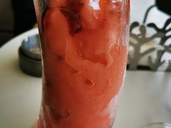 草莓冰沙-华凌山庄·隐湖栖