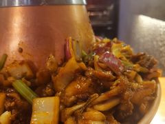 炭火销魂蛙锅-炉小二铜锅牛蛙•川湘菜(三里屯店)
