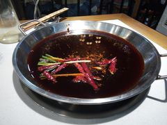 -百口川老火锅(西科大新区店)