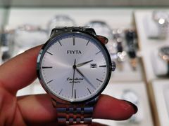 -亨吉利世界名表中心(砂之船奥莱店)