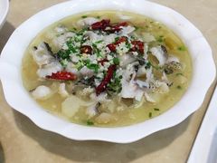 酸菜黑鱼片-大鸿运酒店·苏州菜·松鼠桂鱼(观前街店)