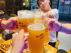 -汉森熊啤酒屋(雨耕山店)