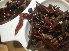 -兔行天下-鸿鹤鲜锅兔(中海国际店)