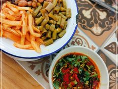 -顶上头·螺蛳火锅(五一新村店)