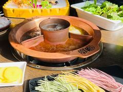 -滇釜火锅·能喝汤的火锅(车公庄店)