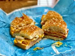 XXL长艇金枪鱼双料堡-汉堡王(天津鲁能店)