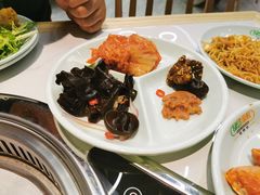 -绿岛港轩海鲜烤肉涮锅自助餐厅