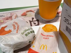 -麦当劳(上海虹桥站30B检票口楼上)