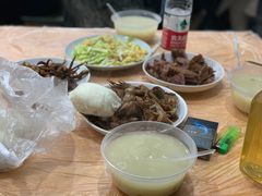 -蓝精灵饺子店