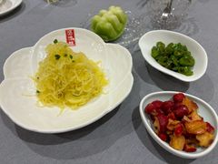 -唔哩赞·崇明私藏菜(建国西路店)