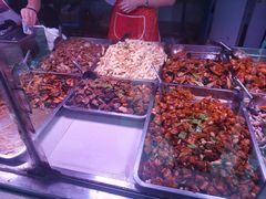 -老六素货(王顶堤店)