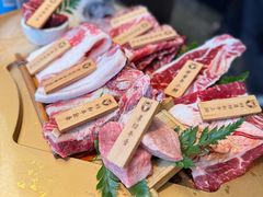 -铭牛烧肉·和牛海鲜自助(高新月牙湖店)