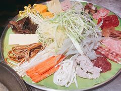 -朱光玉火锅馆(小寨原力场店)