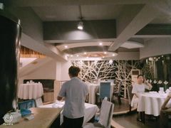 -琬苑鸽庄·川粤融合菜(解放碑总店)