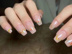 -指典艺术美甲美睫
