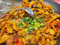 -富正毅三下锅(体育馆店)