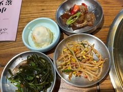 -小花花炭火烤肉·十五年延吉风味(左家庄店)