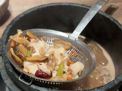 -蘑界·野生菌火锅(深业上城店)