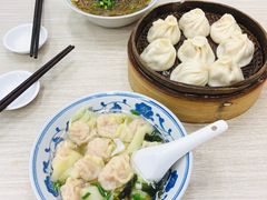 虾肉馄饨-新丰小吃(中山中路分店)