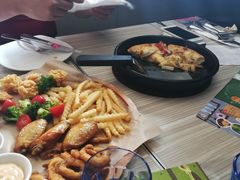 -必胜客(大坪英利店)