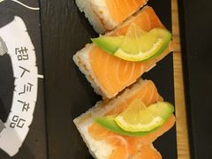 牛油果三文鱼千层-Sushi Love 创意寿司(丽影广场店)