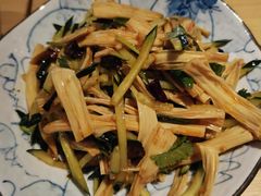 凉拌腐竹-关东小磨东北菜(上海长风大悦城店)