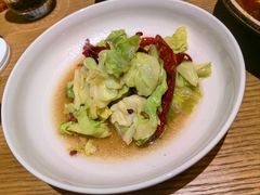 辣皮子炝莲白-纳鲁孜·新疆特色餐厅(上海悦荟广场店)