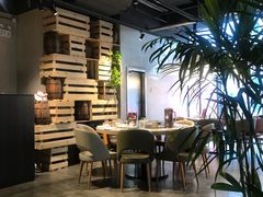 大堂-日进一片海.生腌海鲜火锅.宵夜烧烤(三里屯总店)