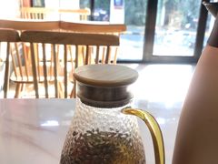 靠窗位-友德福.老字号粤菜.广州地标融合美食(荔湾路店)