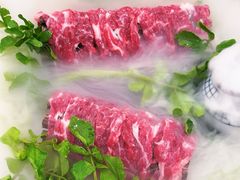 -左庭右院鲜牛肉火锅(金山万达店)