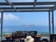 -瑰丽酒店·海吧·天际下午茶·现场DJ·天台酒吧