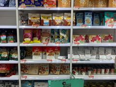 零售区-好特卖HotMaxx(杭州滨江宝龙城店)