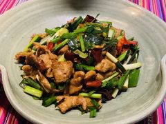 -香巴拉云南餐厅(华莱坞店)