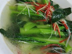 -大富蚝乌东哥饭店·石锅鱼杂·柠檬鸭(革新路店)