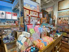 -猫的天空之城概念书店(杭州南宋御街店)