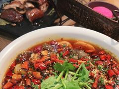 -肖四女乐山跷脚牛肉(世博源店)