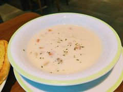 奶油海鲜汤-萨莉亚意式餐厅(杭州滨江天街店)