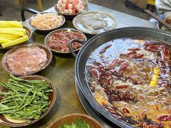 -黄潇洒老火锅(九眼桥宏济巷店)