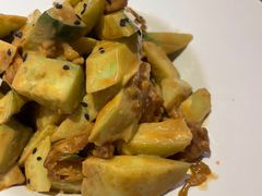 黄瓜拌油条-闫府私房菜·老字号(恒隆店)