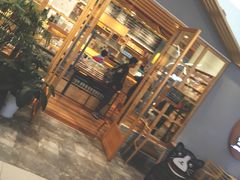 -猫的天空之城概念书店(印象城购物中心店)