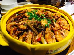 -多嘴肉蟹煲(华联店)