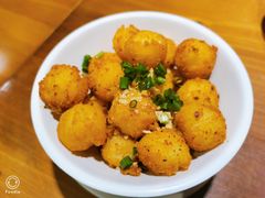 孜然小土豆-炉小二铜锅牛蛙•川湘菜(三里屯店)